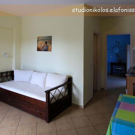 Studio Nikolos Elafonissos Bilik gambar