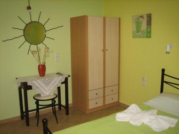 Studio Nikolos Elafonissos Luaran gambar